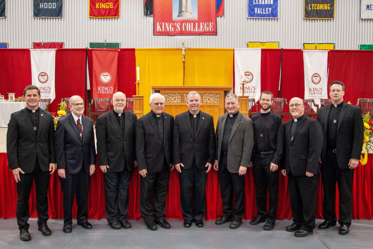 KC Holy Cross 2022 Group Photo